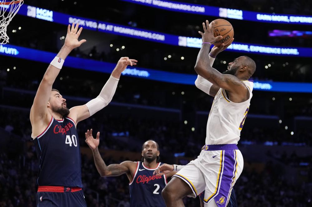 实事求是地 实事求是地